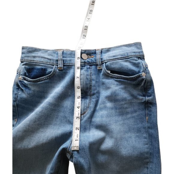 DL1961 Mara Ankle raw hem mid rise straight jean - Picture 7 of 9